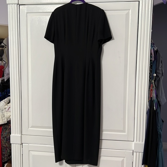 Maggie London Short-Sleeved V-Neck Black Column Partial Wrap Dress - Picture 7 of 8